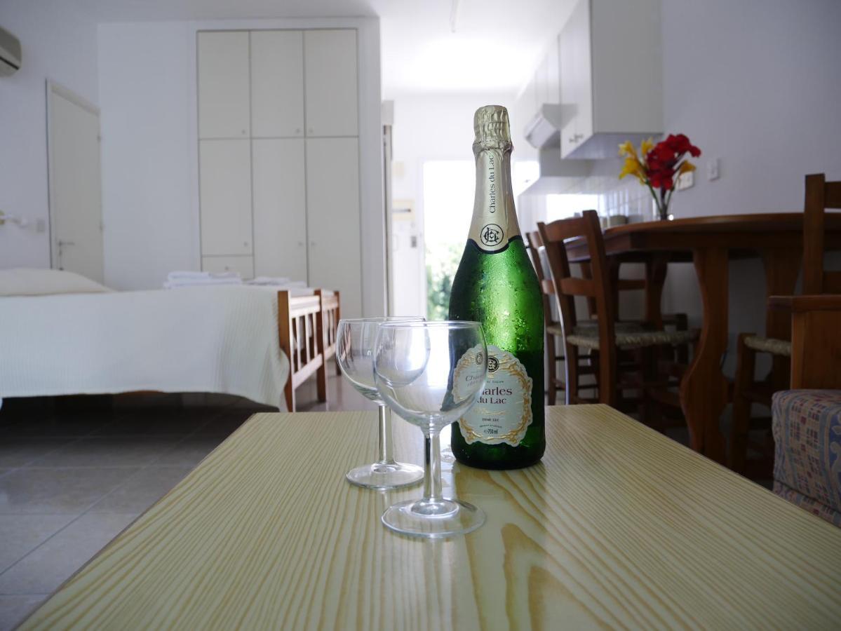 Kozis Hotel Apartments Polis Bagian luar foto
